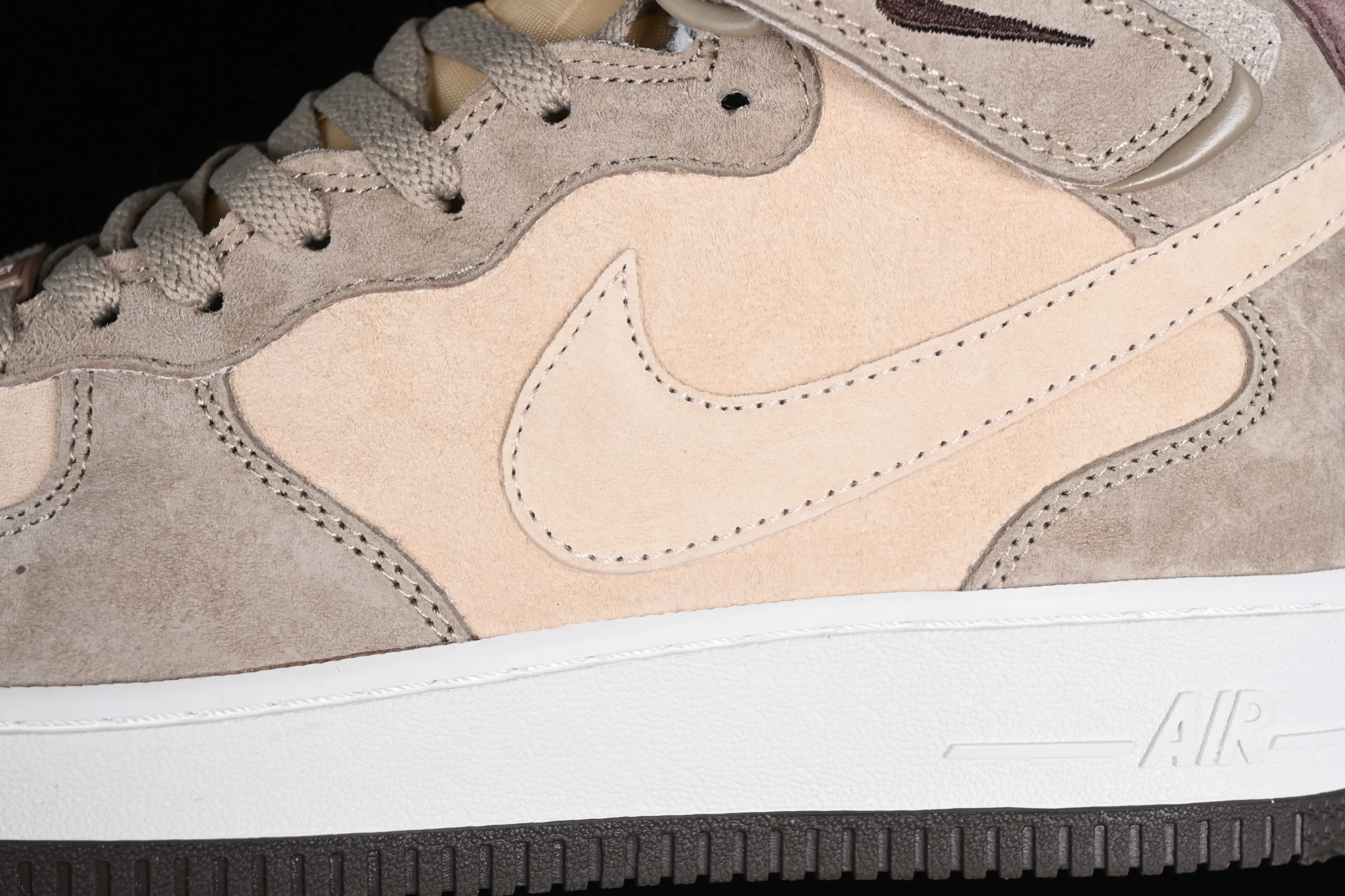 All categories Nk Air Force 1 Air Force series Nk Air Force 1 Mid Air Force mid-top Nk Air Force 1'07 Mid beige suede Air Force One mid-top casual sneakers CG9908-102